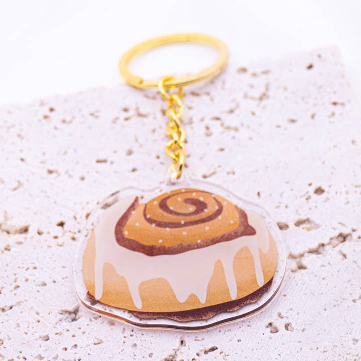 Porta-chaves Rolo de Canela Suécia Acrílico Kanelbulle por atacado de Tilda&Theo