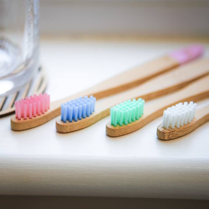 Wild and Stone - Wholesale Toothbrush - Kids & Baby - Children's Bamboo Toothbrush (FSC 100%) - 4 Pack - Candy4