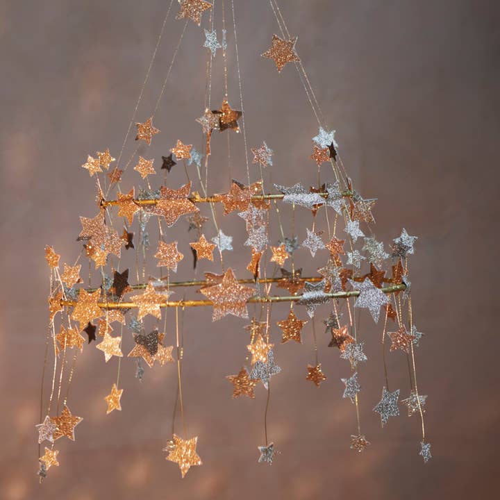 Meri Meri – wholesale Chandelier/hanging light – Gold Sparkle Star Chandelier5