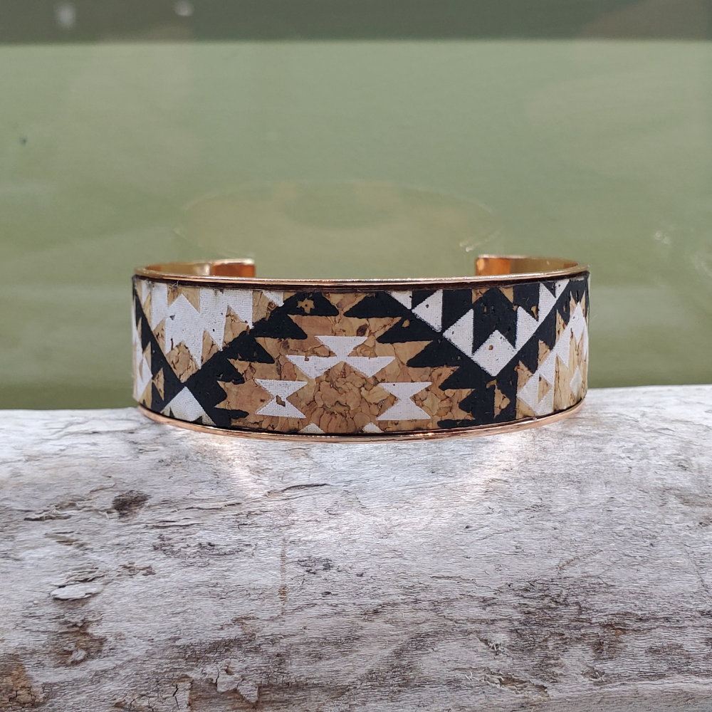 Gem Lounge Jewelry – Großhandel Manschettenarmband – Armband aus Kork Roségold dickes Manschettenarmband18