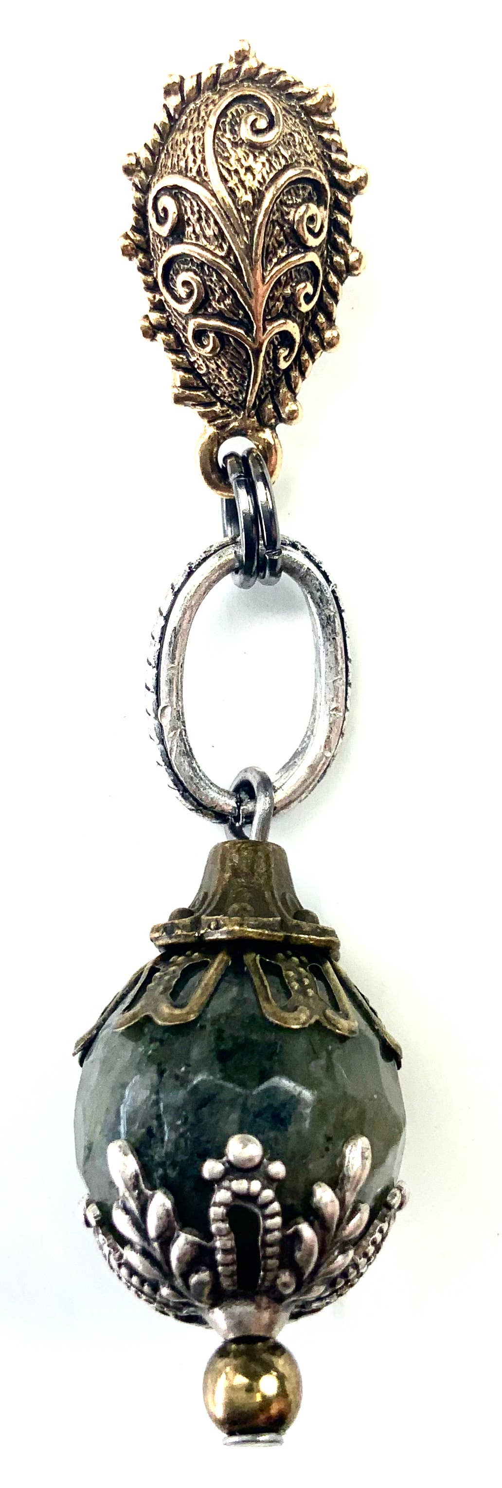 Lost & Found Trading - Wholesale Dangle Earrings - Fleur Dangle Earrings with Stone & Filigree0