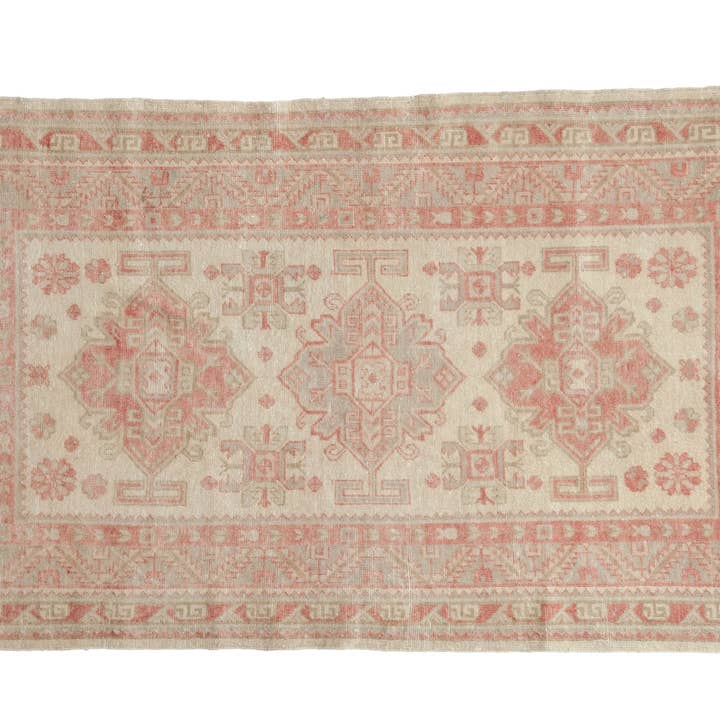 Tapis anatolien vieilli vintage 3x5 pour la vente par Old New House