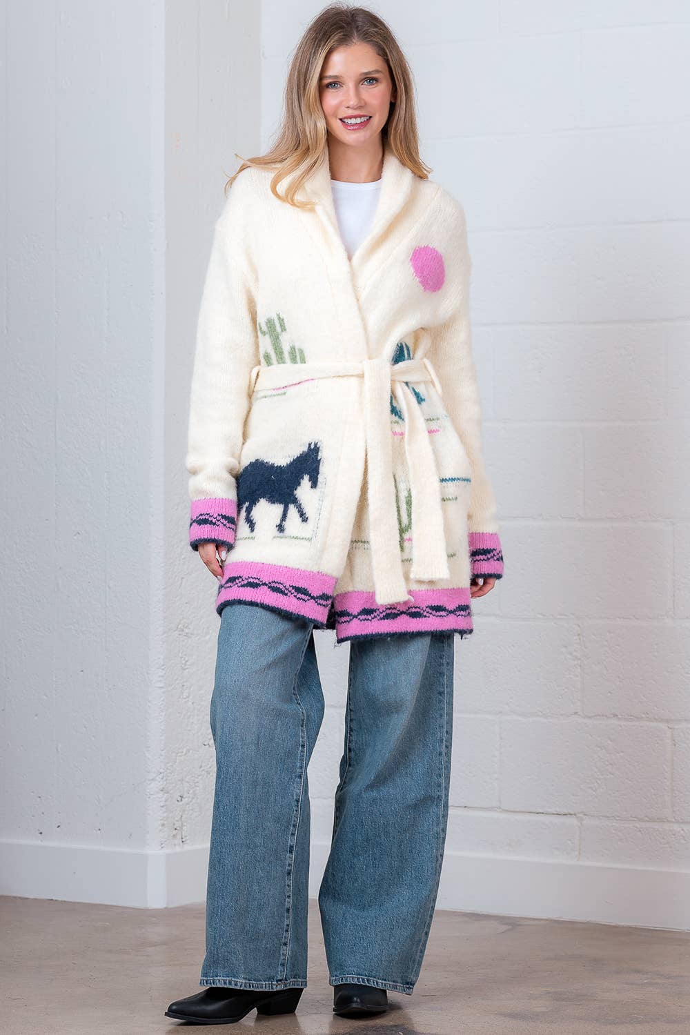 CRÈME PEIGNOIR DE CHEVAL HWJ65031T-RELAX FIT AVEC CEINTURE  en vente sur Faire5