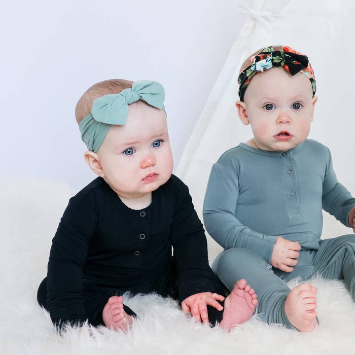 Jettson Cole LLC - Wholesale Jumpsuit - Baby - Long Sleeve Romper - Sea Blue