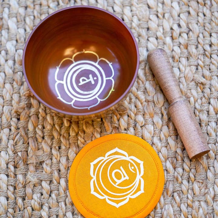 Himalayas Shop - Vente Accessoire de méditation - Ensemble de 7 bols chantants colorés Chakra2