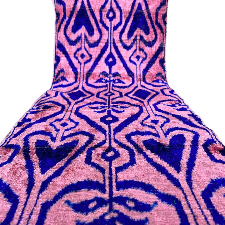 Ikat-Stoff, Seidensamt, usbekischer handgewebter Stoff für den Großhandel von Ikat Atelier