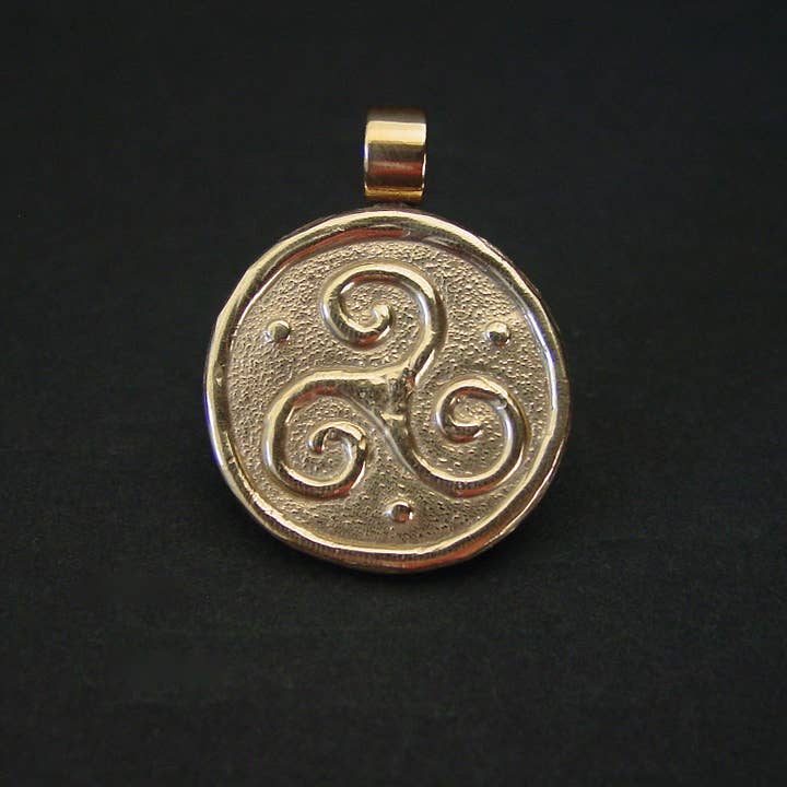Vis a Vis Jewelry - Wholesale Individual Charm/Pendant - Triskelion Pendant - Celtic Symbol of Movement and Balance3