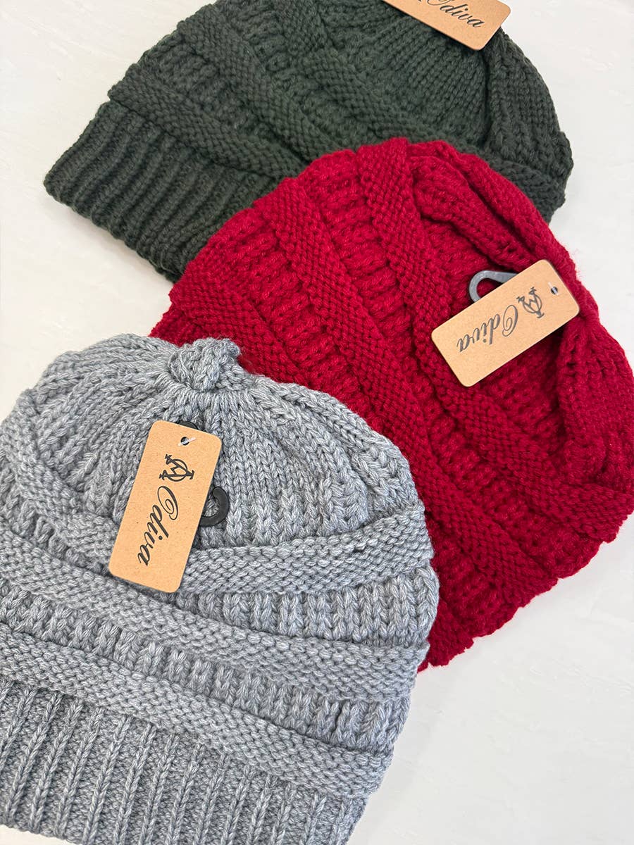 assorti Bonnets en maille côtelée pour queue de cheval en vente sur Faire12