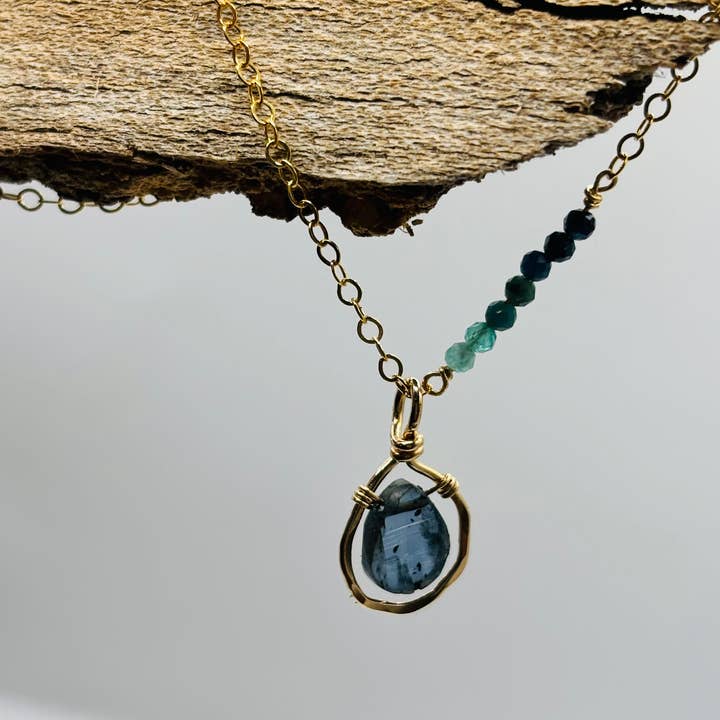 Rachel Renee Jewelry - Wholesale Pendant/Charm Necklace - ALICIA Freeform Gemstone Necklace With Embellishment2