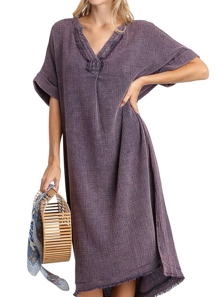 Midi-jurk van katoen gauze met mineraalwash en split in de hals voor wholesale door Vanilla Monkey