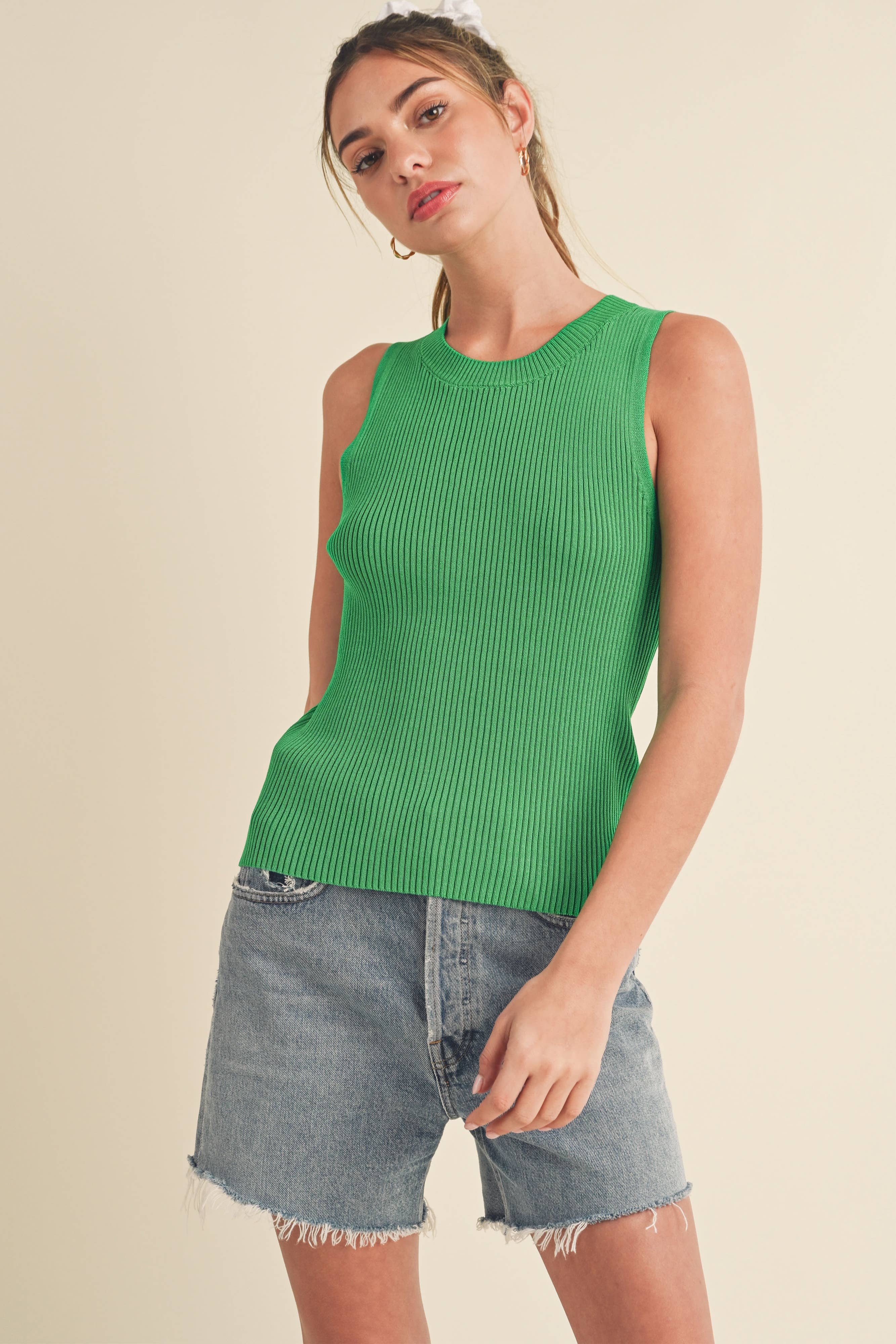 AEMI + CO – Engroshandel Tanktop – Kvinder – Jadine strikket tanktop 3131DN11