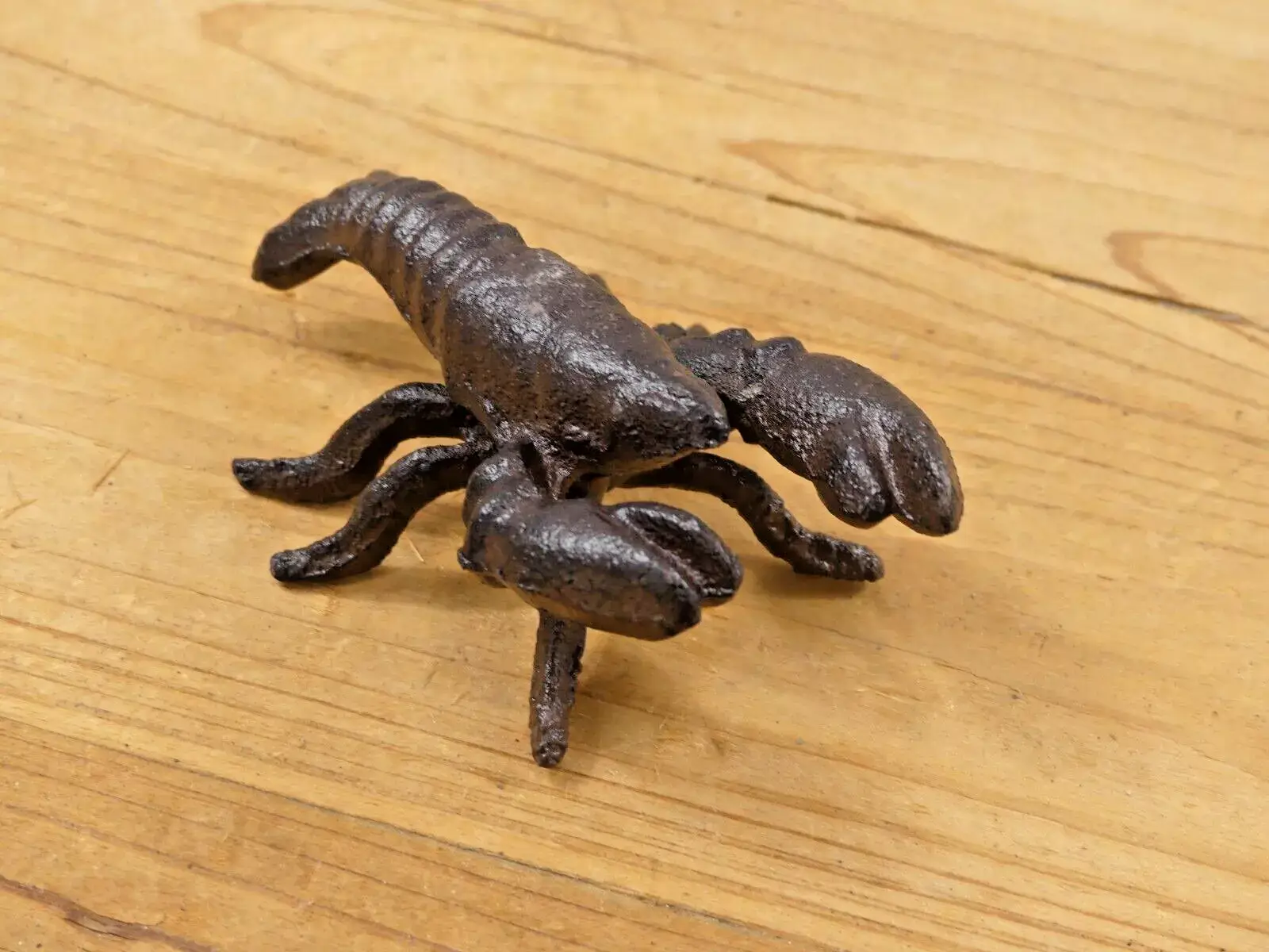 Midwest Craft House - Wholesale Decorative Figurine - CAST IRON CRAWFISH / LOBSTER FIGURE4