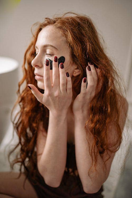 ZAQ Skin + Body Care - Wholesale Eye Treatment Mask - ZAQ Black Obsidian Eye Mask - soothe, brighten, de-puff4