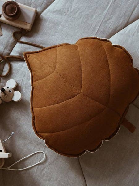 “Caramel” Linen Leaf Pillow for wholesale by Moi Mili