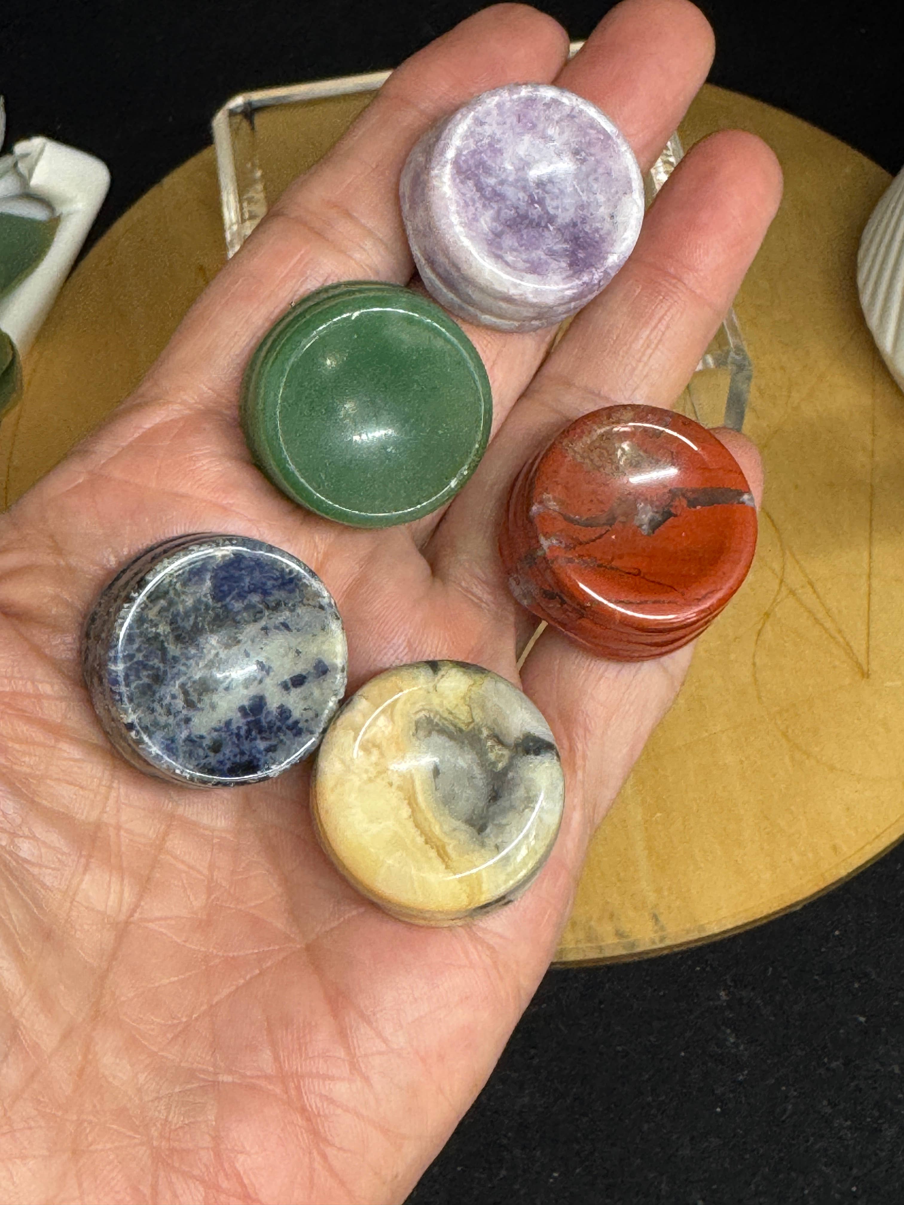 The 7 Directions - Wholesale Spiritual Stone/Crystal - 5 pc Mix gem sphere holder G4441