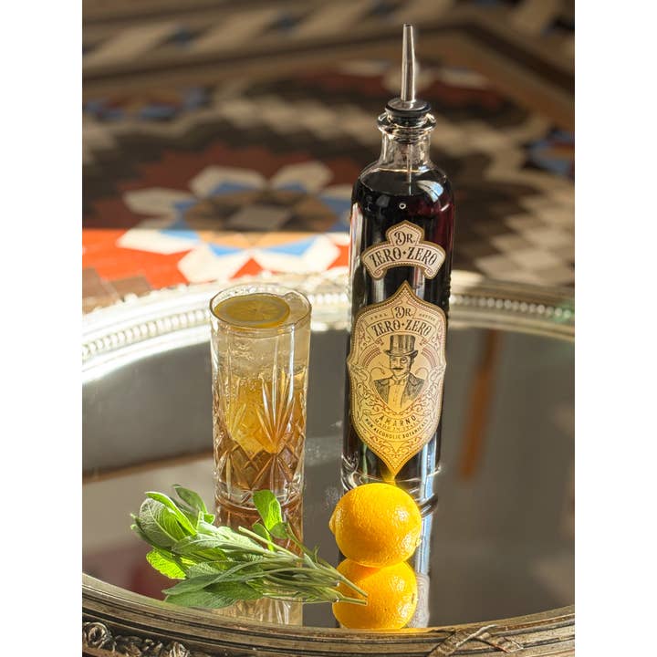 Dr Zero Zero - Wholesale Alcoholvrije gedistilleerde dranken/wijn/bier - Dr Zero Zero AmarNo - Bekroonde Alcoholvrije Amaro 70cl1