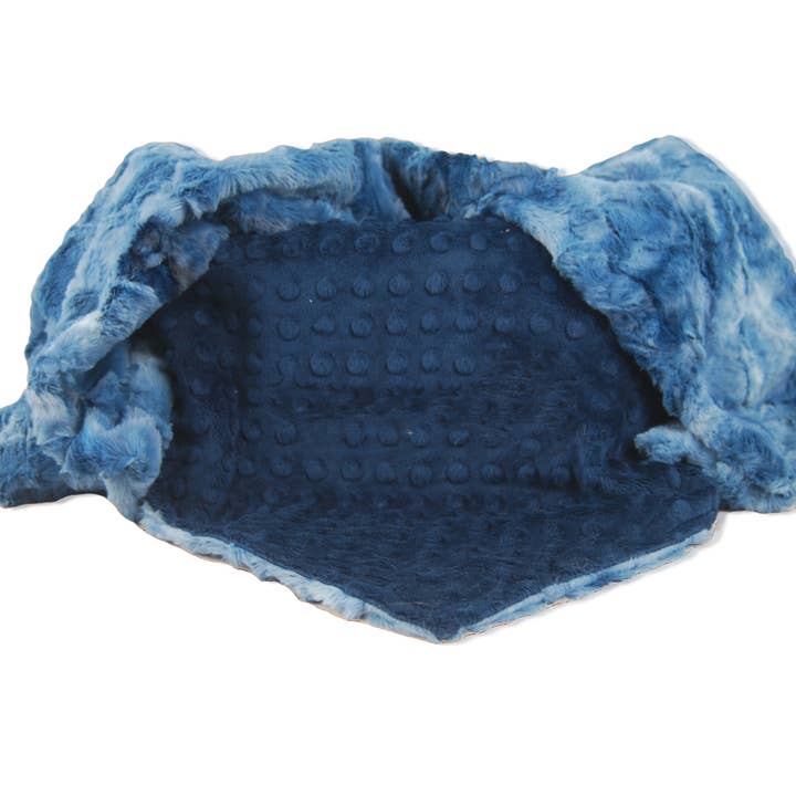 Minky Snuggle Lovey à double face Blue Galaxy pour la vente par Little Bee Duds