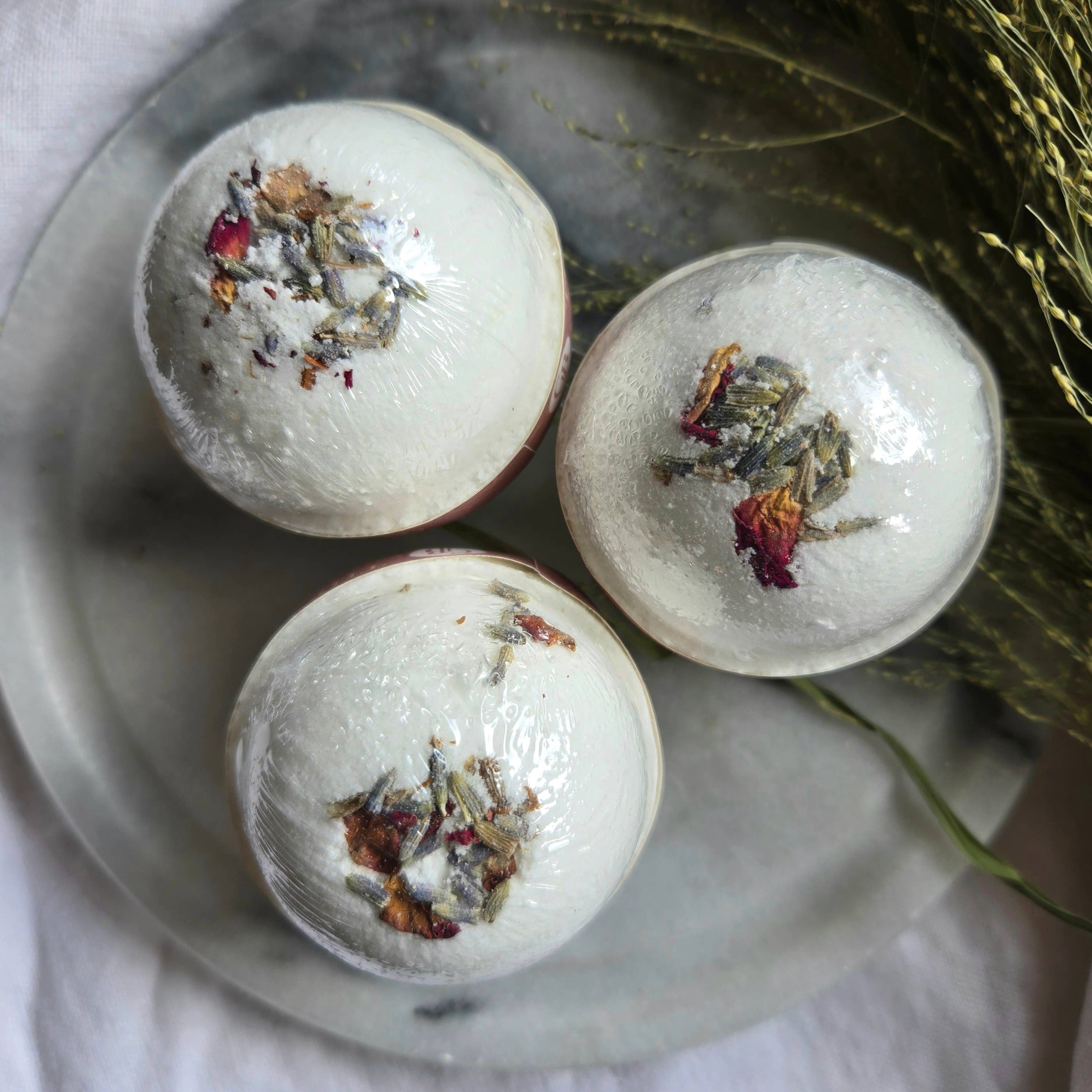 Gnat and Bee - Wholesale Bath Bomb/Fizz - The Dreamer | Natural Bath Bomb3