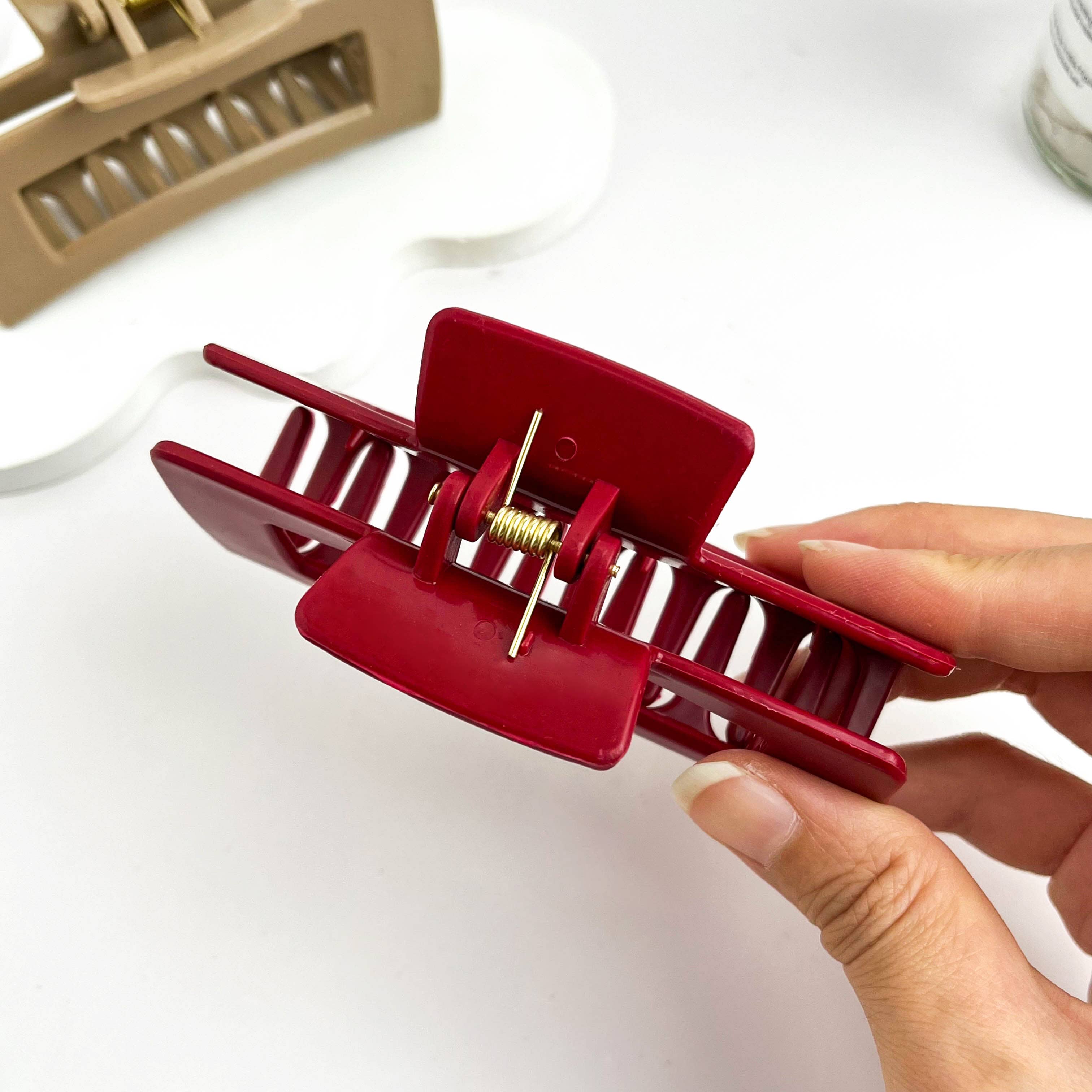 mildstyles - Wholesale Hair Clip - Women's - Soft Silicone Hollow Rectangle Hair Claw – Durable & Protect7