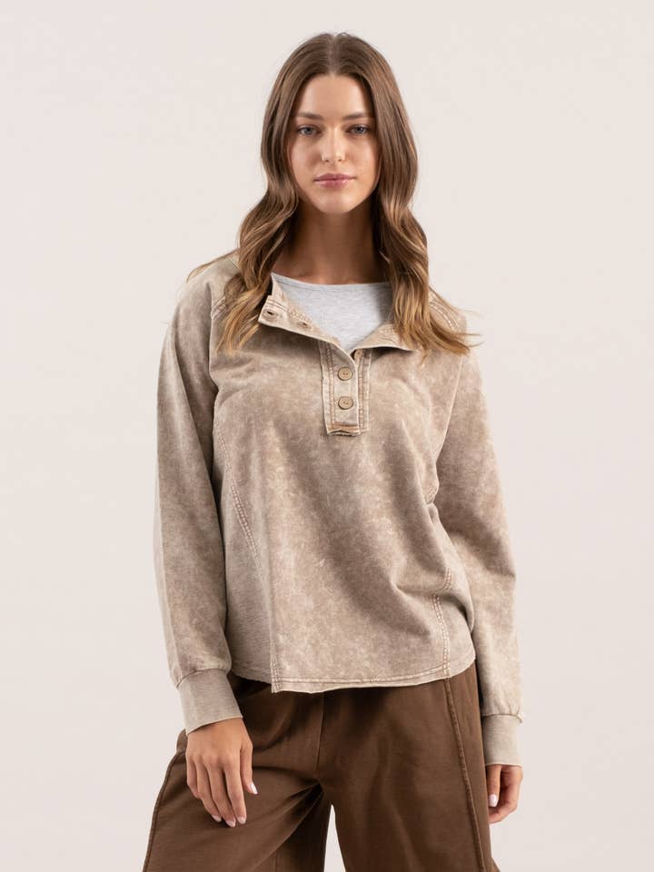 Blu Pepper - Wholesale Knit Top - Women's - WASHED HENLEY RAGLAN LONG SLEEVE KNIT TOP