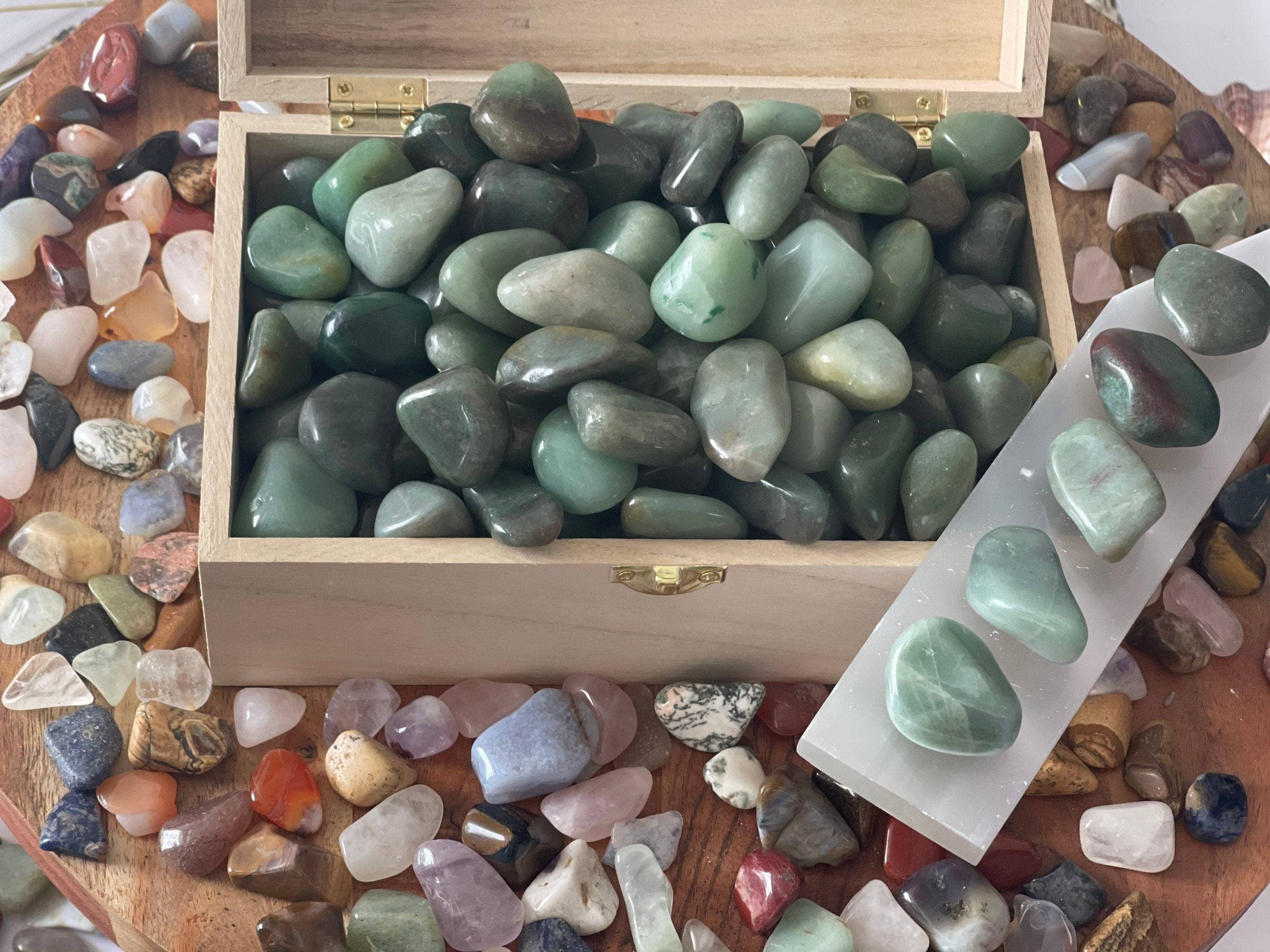 CaNatureLover - Wholesale Spiritual Stone/Crystal - Tumbled Green Aventurine Crystal Healing Tumbled Stone , 1-1.5 inch Bulk Large Natural Tumbled Polished Brazilian Gemstone Healing Crystals8