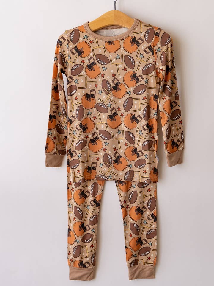 Pyjama 2 pièces de football pour la vente par House of Henry