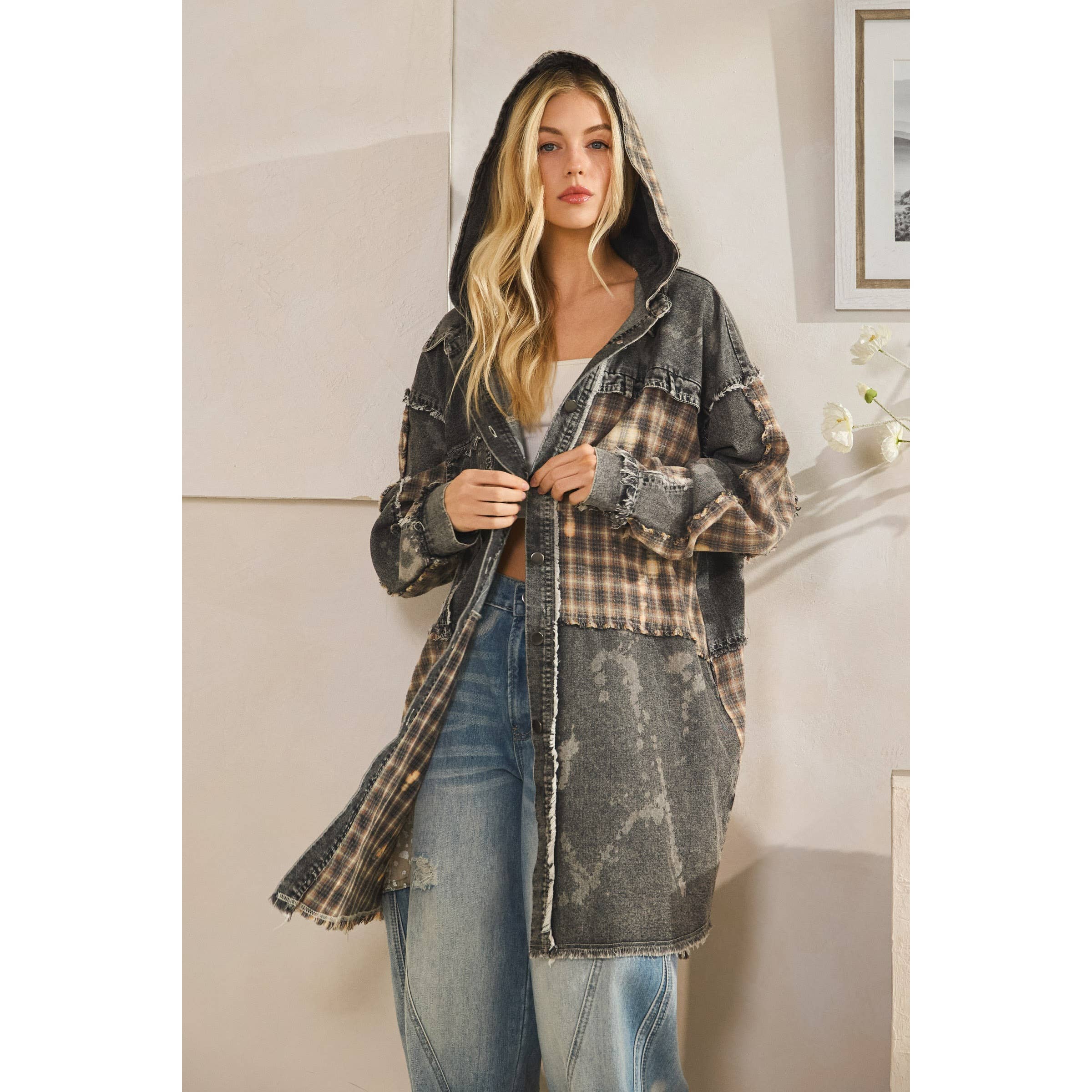 Oli&Hali - Wholesale Shirt Jacket/Shacket - Women's - WASHED BLEACHED DENIM PLAID BUTTON FRONT SHACKET13