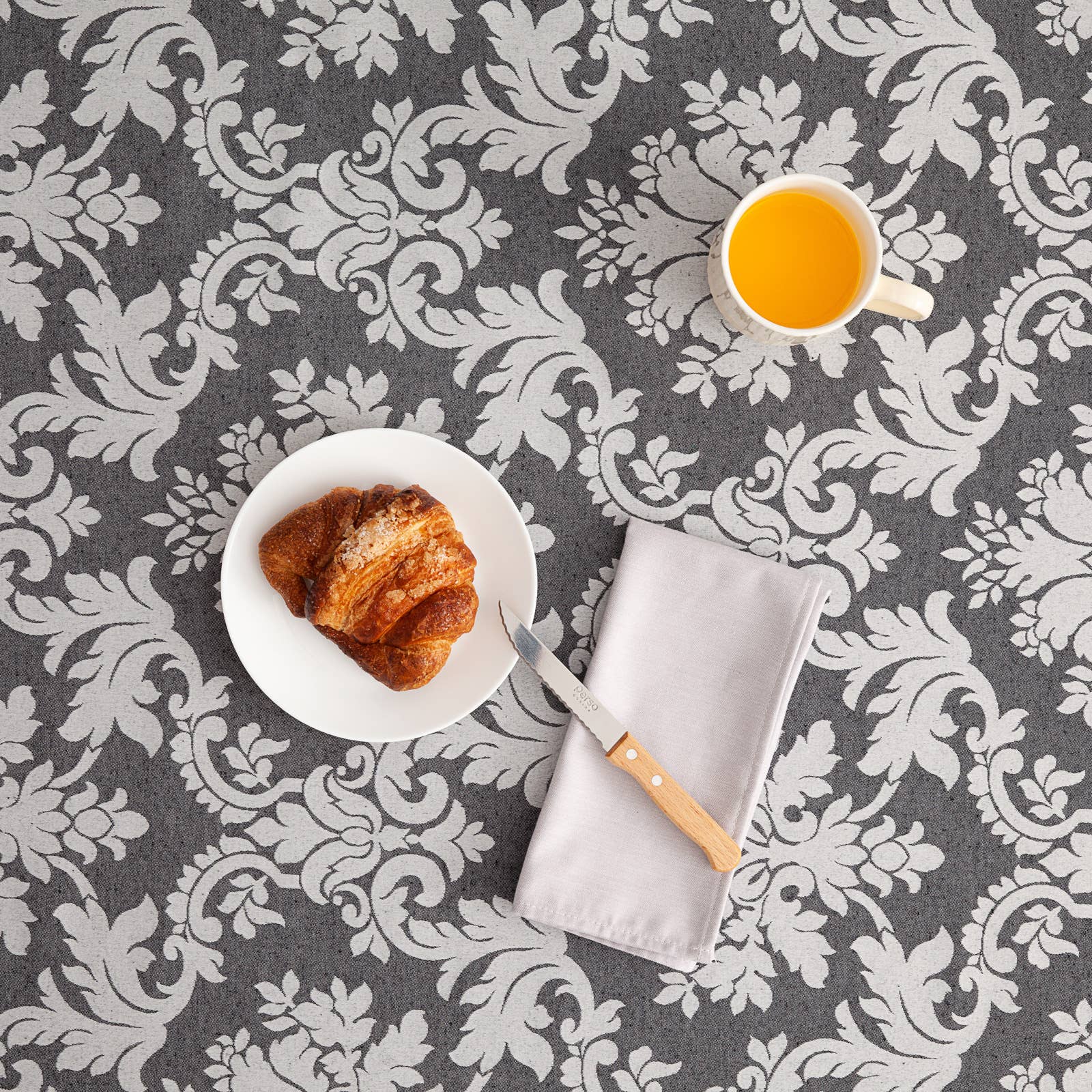 GAMUSI – wholesale Duk – Vattentät jacquardduk i bomull med blommönster från DAMA4