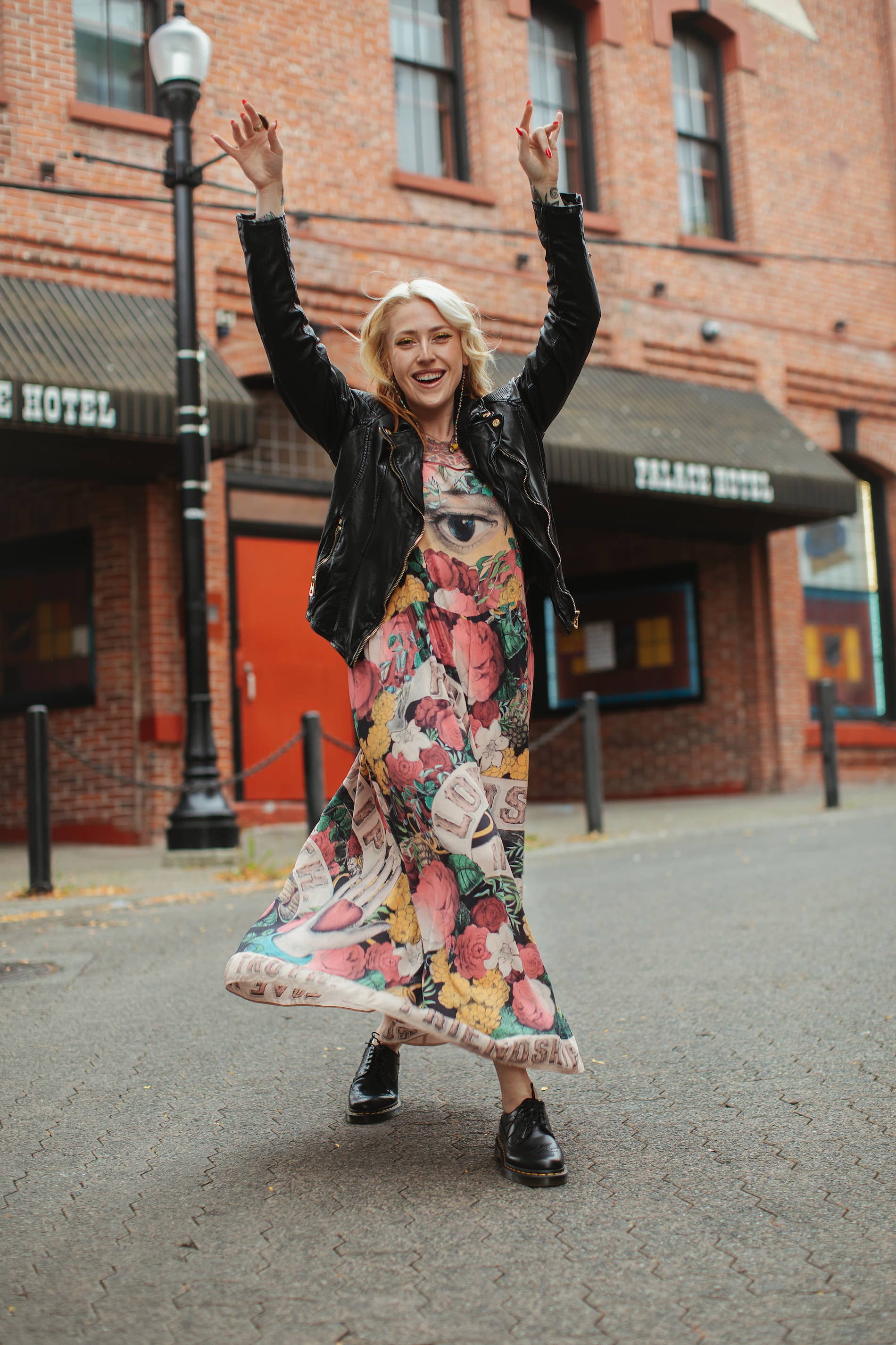 Market of Stars (USA) - Wholesale Dress - Women's - Friendship Love & Truth Bohéme Long Maxi Slip Dress11