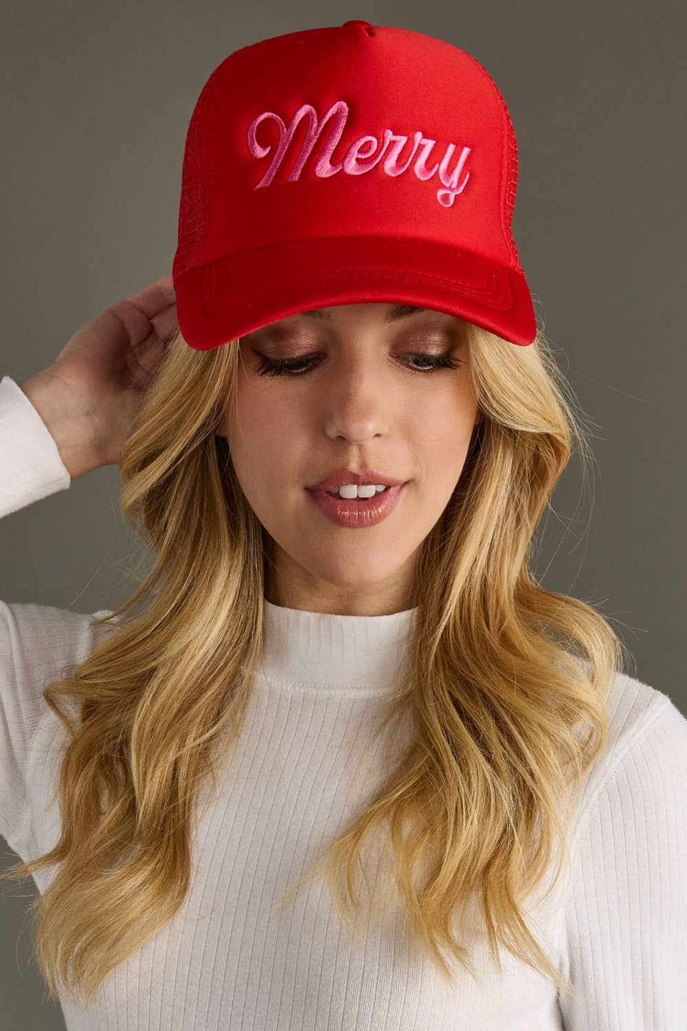 Panache Apparel Co. – wholesale Truckerkeps – Dam – Röd & Rosa Merry Truckerkeps1