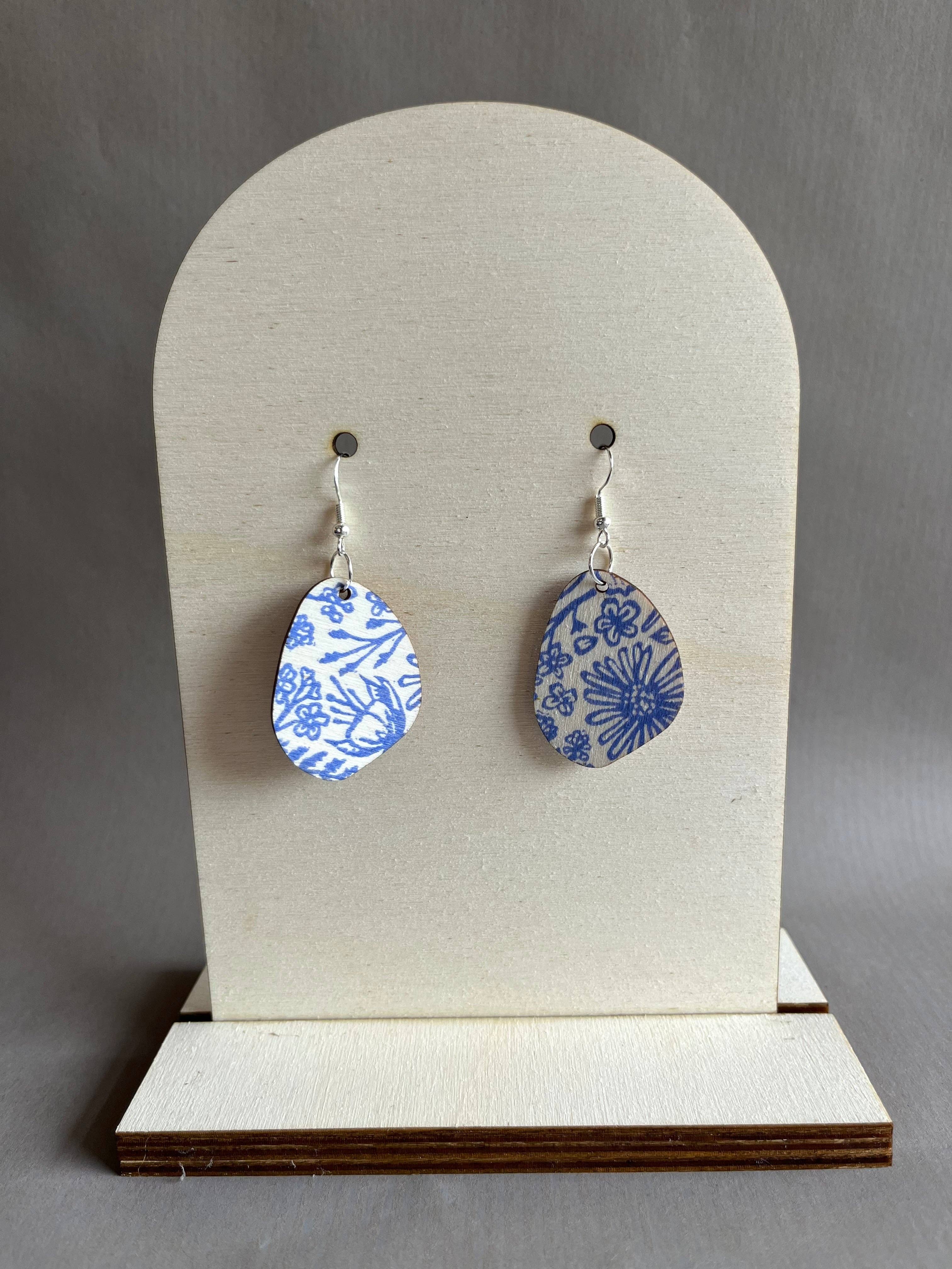 Beth Lewis Art – wholesale Dangle earrings – New Colourful Wooden Earrings32