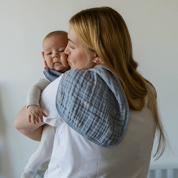 Cloud Set - Muslin Burp Cloths (4 Pack) for wholesale on Faire1