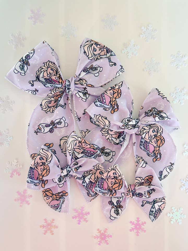 De boog van de ijsprinses voor wholesale door Grace + Wonder Co.