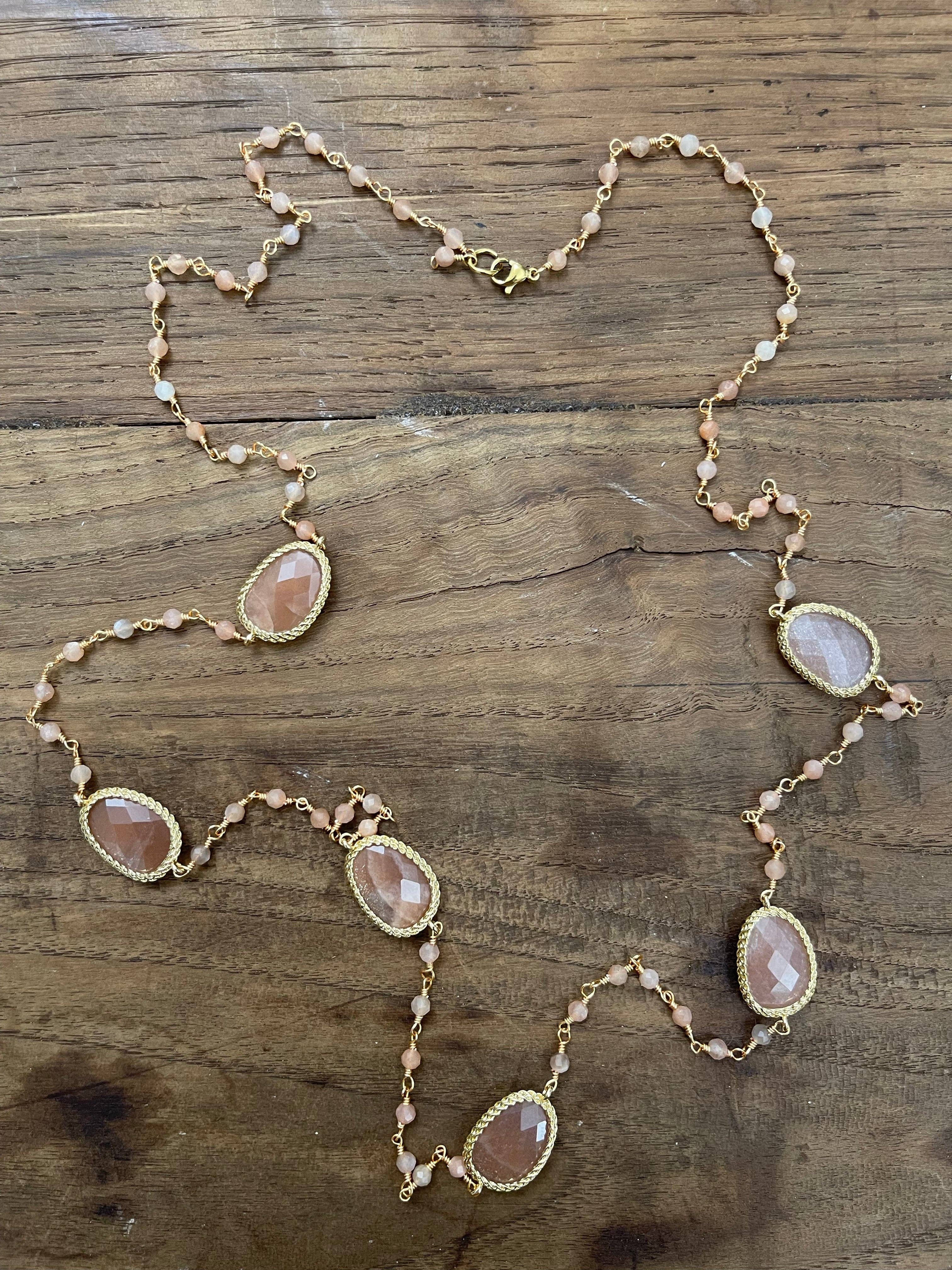 LARA UNDICI ACCESSORI SRLS - Wholesale Beaded/Pearl Necklace - PASTIGLIETTA13