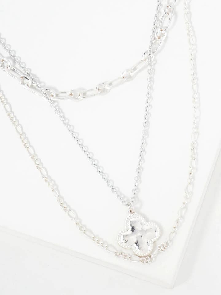 3-PC-Set Hammered-Texture 20mm Quatrefoil Pendant Layered Necklace for wholesale by Wild Honey