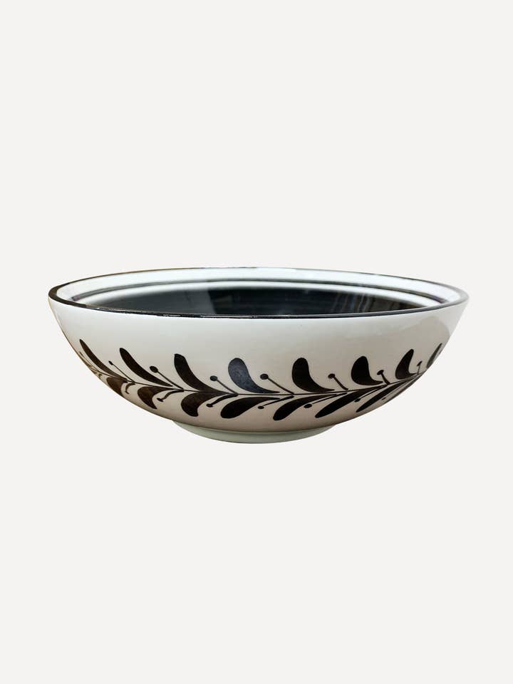 Helecho Salad Bowl, Jet Black for wholesale by CasaLatina