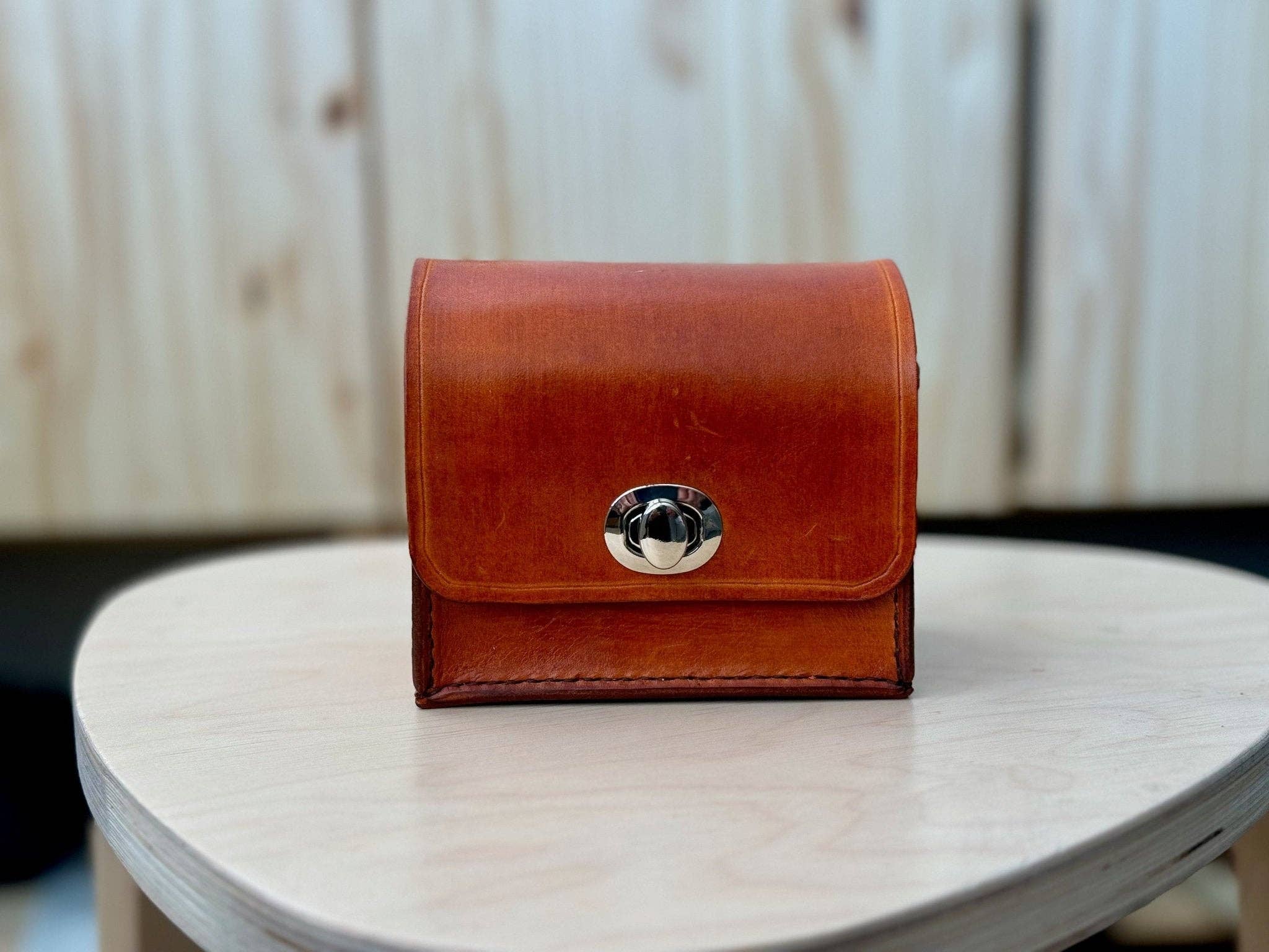 A. M. Aiken - Wholesale Match Holder - Leather Match Box with Striker Pad for Match Storage1