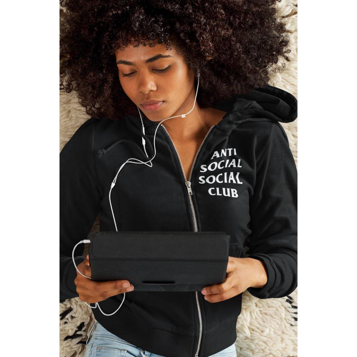 Nobrand – wholesale Hoodie – Women's – ANTI SOCIAL WOMEN GRAPHIC ZIPPER HOODIE0
