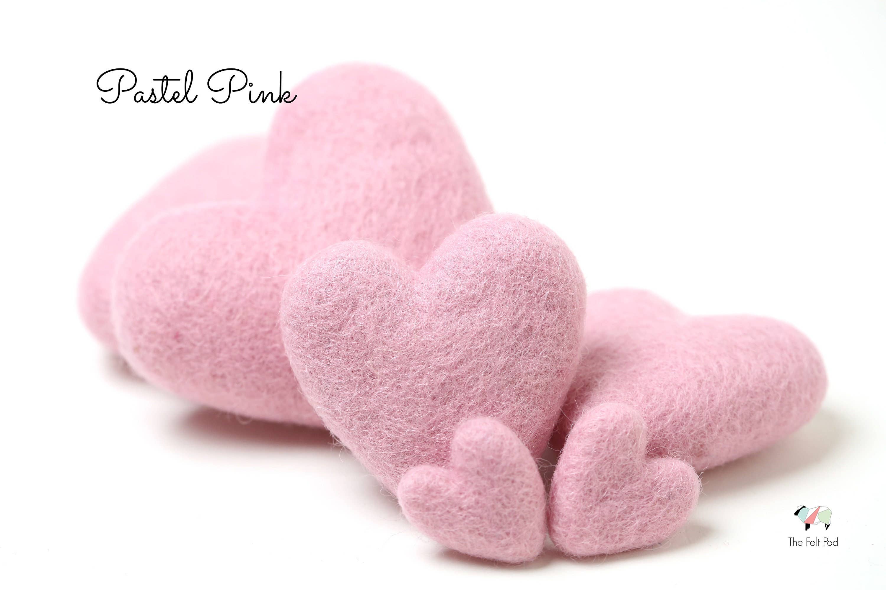 The Felt Pod - Wholesale Craft supplies - Felt Hearts Pastel Pink 3 cm and 4 cm - 10 pcs1