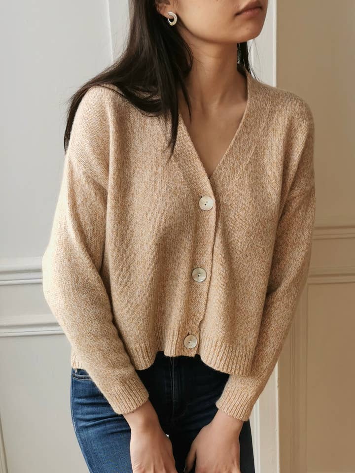 Cropped cardigan with button in marled wool for wholesale by JULIA PARIS