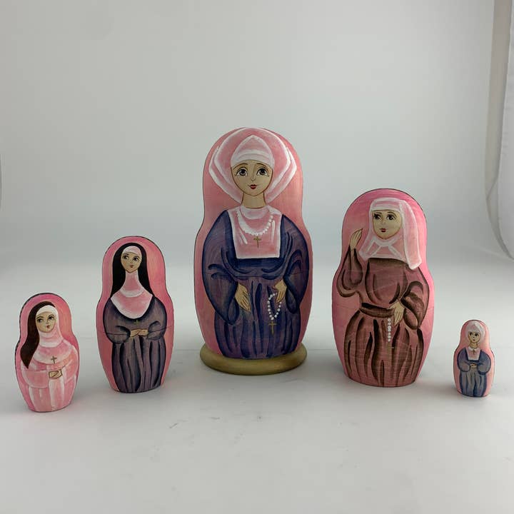 Muñeca Matrioska Vintage Monja Rosa 5 piezas/15 cm de Yudin para venta al por mayor de Golden Cockerel