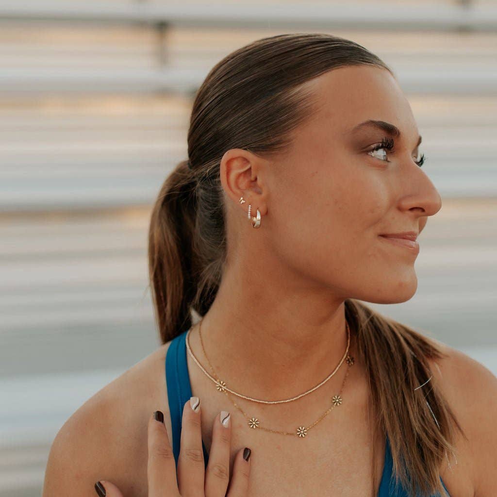 Mauve Jewelry Co. - Vendita all'ingrosso Orecchini a cerchio - Orecchini a cerchio Grace con perla4