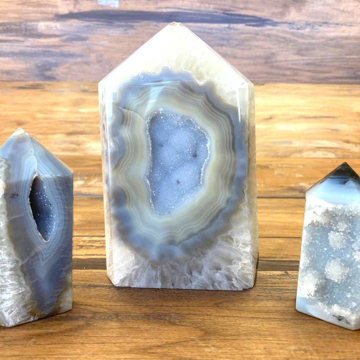 Crystal Joys Wholesale - Wholesale Spiritual Stone/Crystal - Wholesale Amethyst Agate Polished Geode Pillars 2-4" Under .5kg