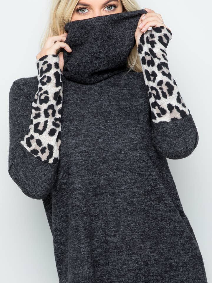 PLUS TURTLENECK TOP WITH SLEEVE POINT DETAIL -CT43672
for wholesale by ClickPuff