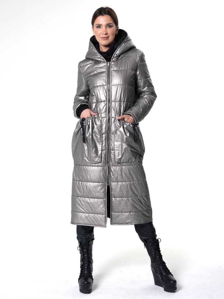 Metamorphoza - Wholesale Puffer Jacket - Women's - Long Silver Puffer Jacket With Oversize Pockets 1