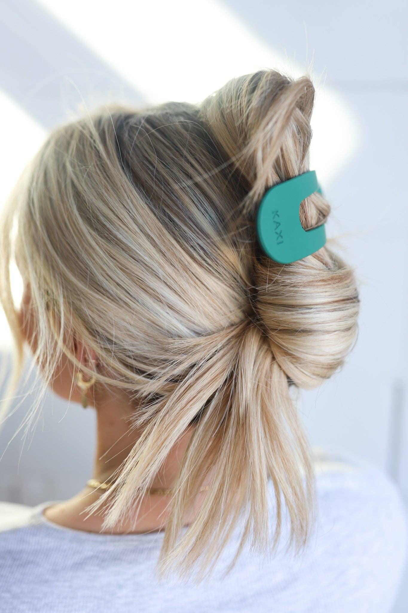 KAXI - Wholesale Hair Clip - Women's - OVERSIZED LAY DOWN CLAWS ( 33 COLORS )71