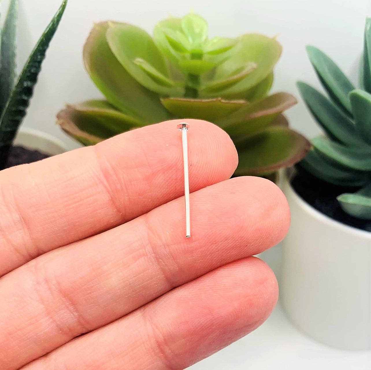 Guerrilla Charm - Wholesale Craft Supplies - 20mm, 20g, Silver Plated Head Pins1