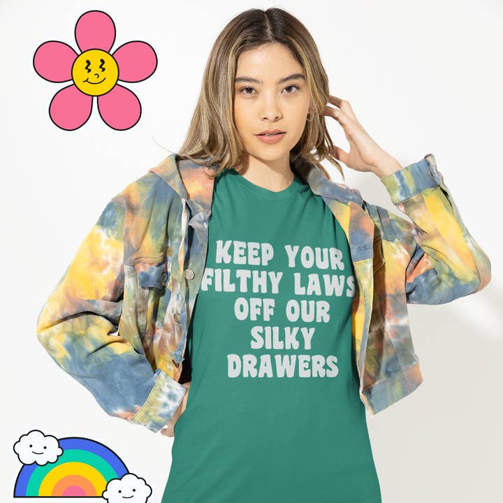 Houd je smerige wetten af met ons Silky Drawers Relaxed T-shirt voor dames voor wholesale door LimenDime Market
