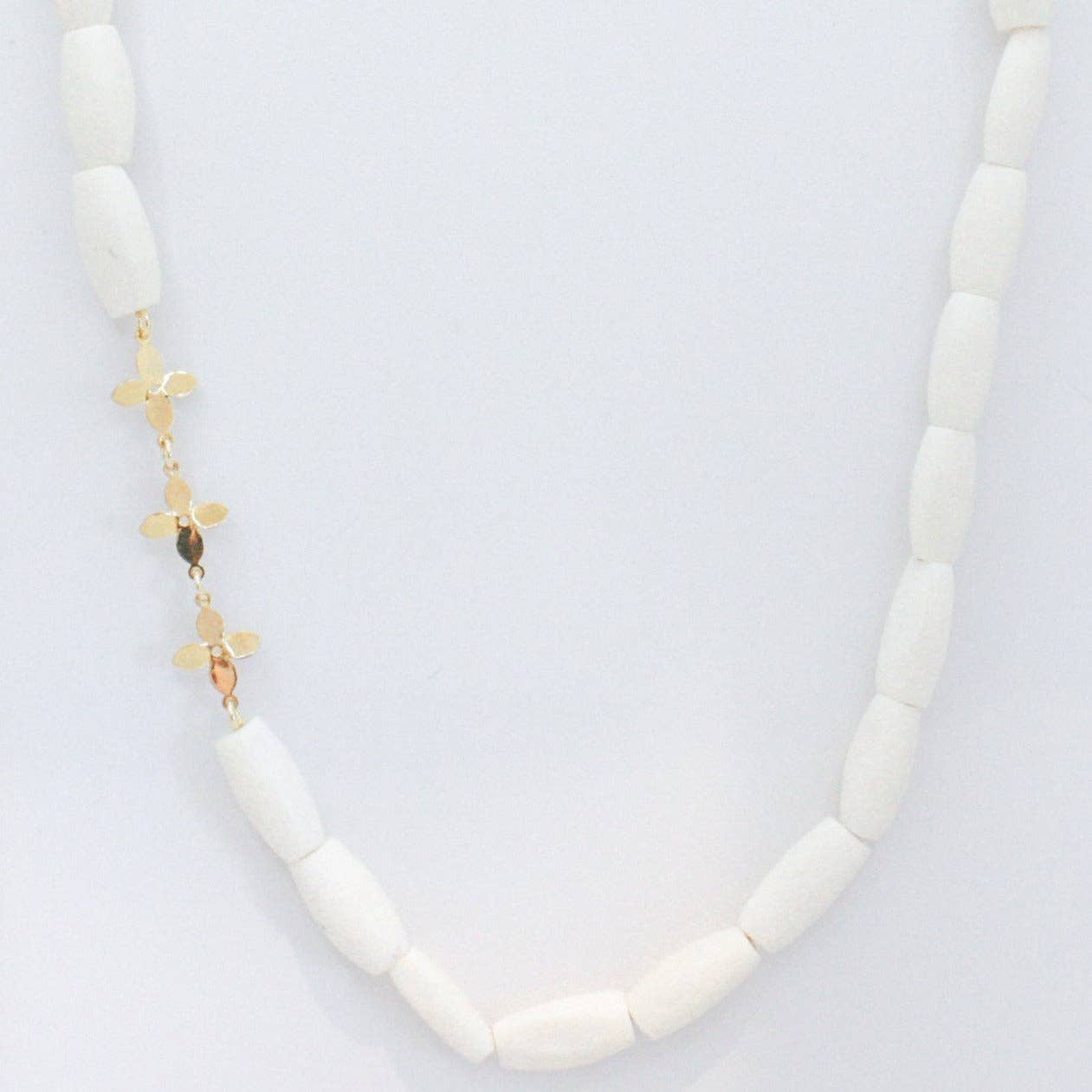 bungalowBlonde Jewelry - Wholesale Beaded/Pearl Necklace - Moma Necklace2