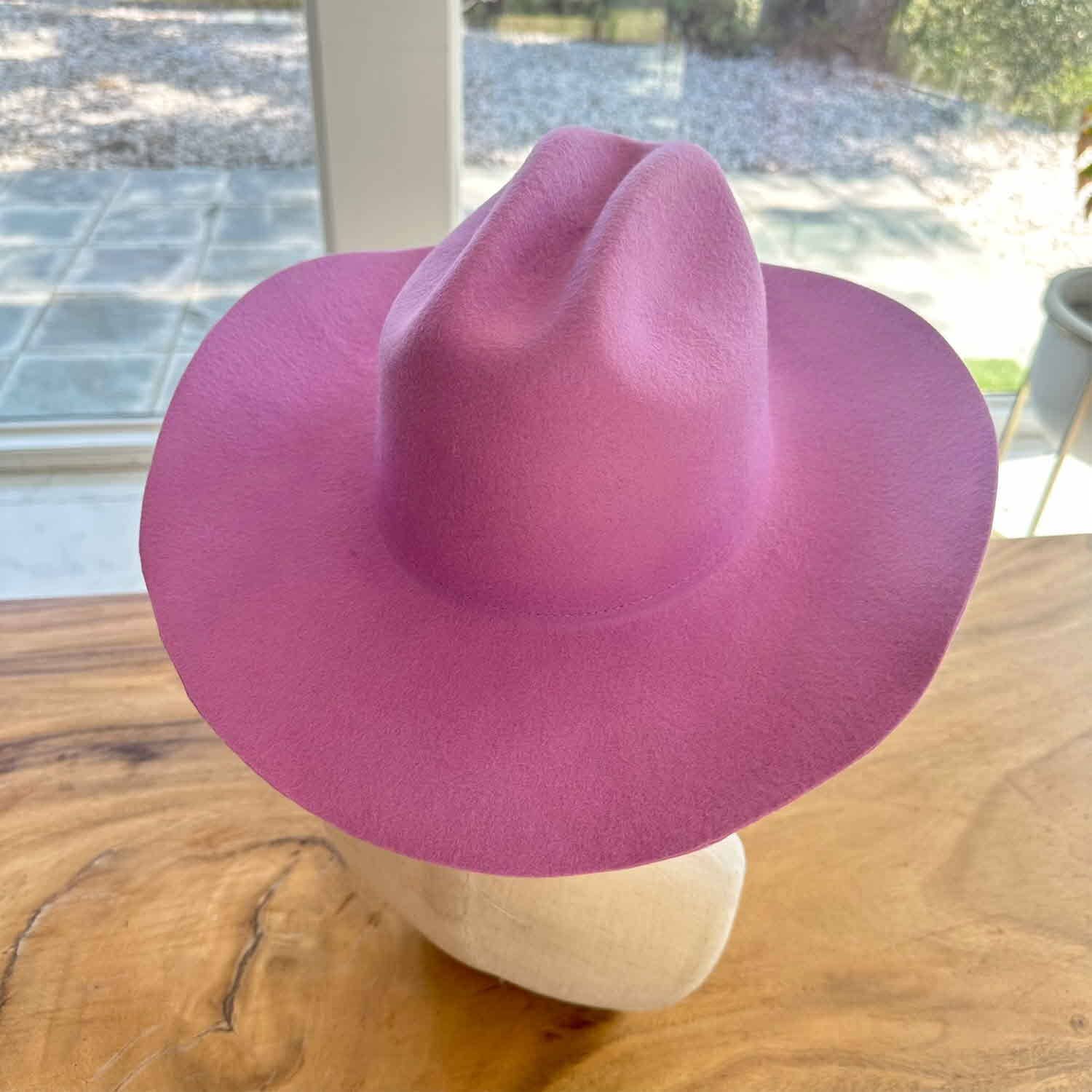 One and Only Accessories – wholesale Cowboy hat – Unisex – Premium Cattleman Cowboy Hat  made from 100% Australian wool1